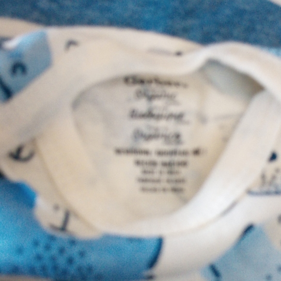 5 onesies.. 3 stripes 2 teddy bears - Picture 6 of 6